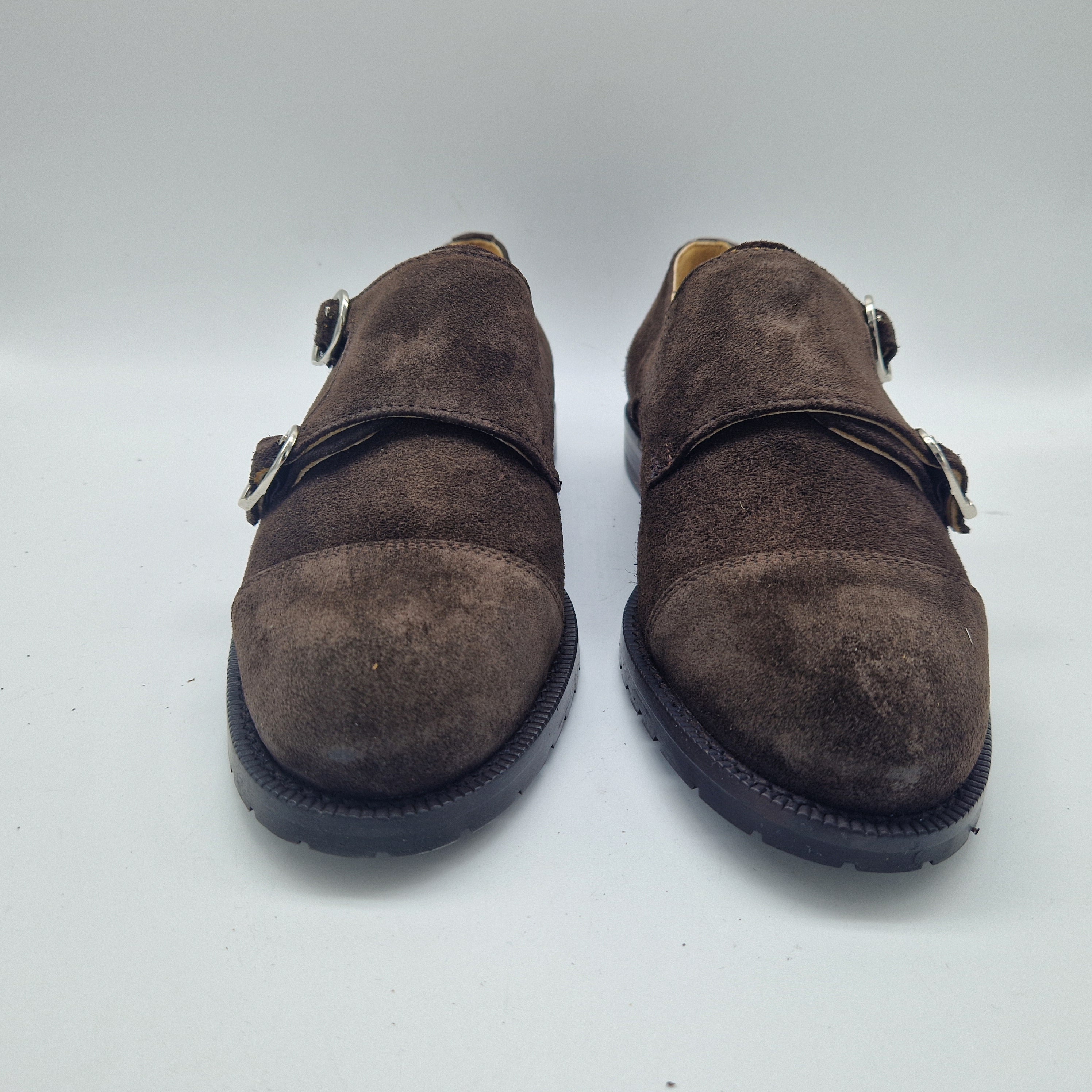 2 HEBILLAS EN SERRAJE MARRÓN