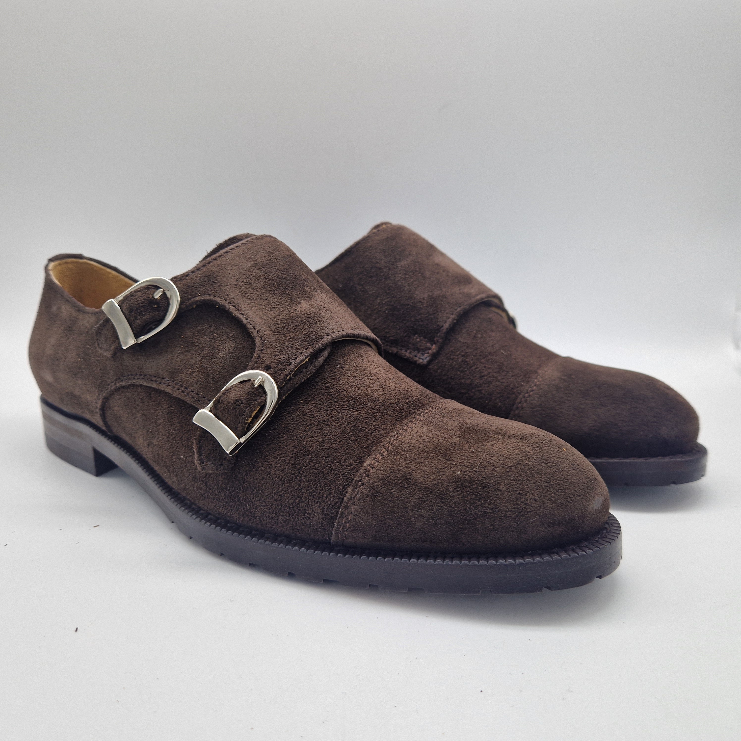 2 HEBILLAS EN SERRAJE MARRÓN