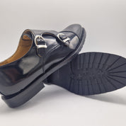 2 HEBILLAS EN PIEL NEGRA