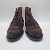 BOTITA EN SERRAJE MARRÓN