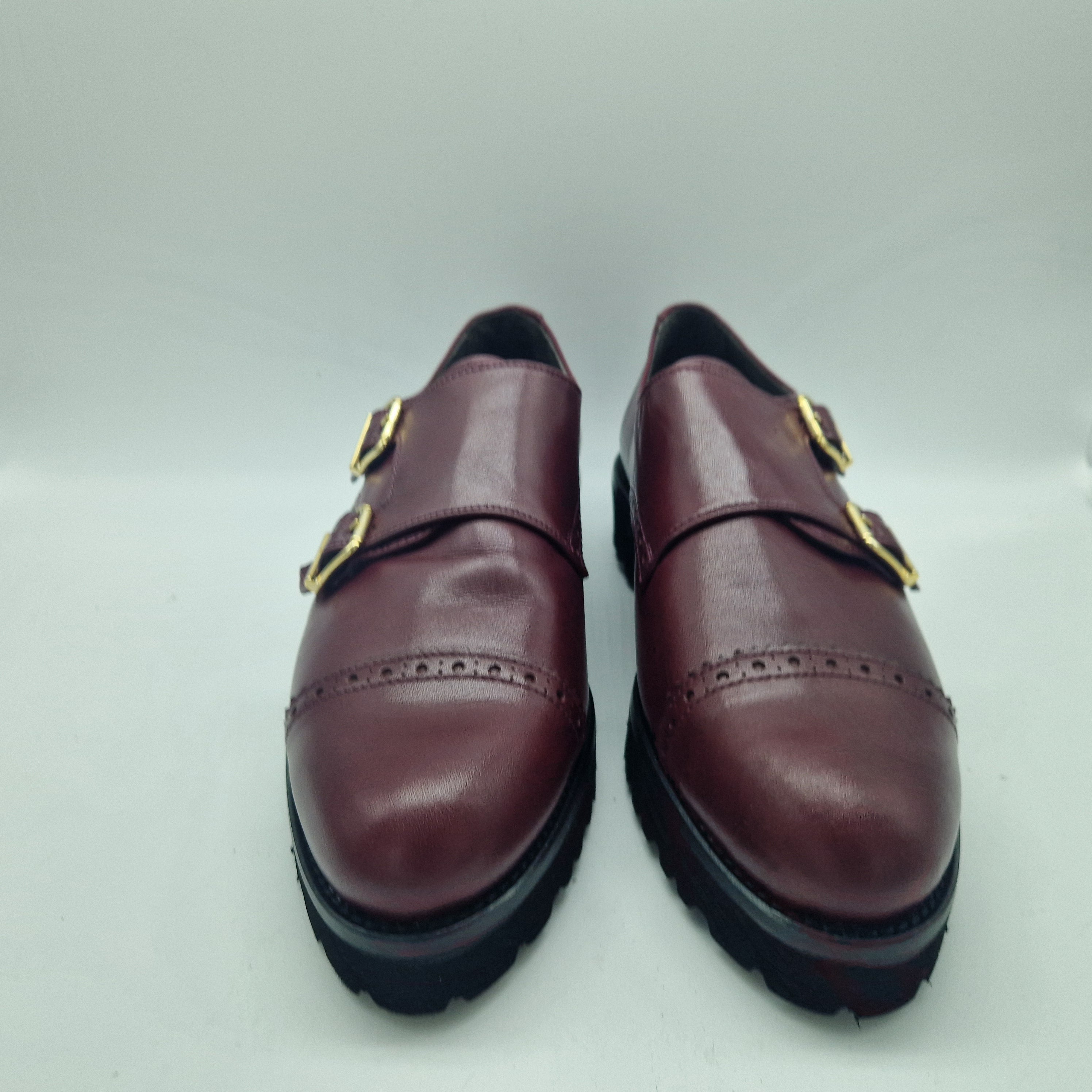 2 HEBILLAS EN PIEL BURDEOS