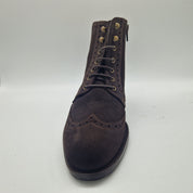 BOTÍN EN SERRAJE MARRÓN