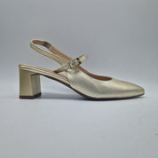 SALÓN DESTALONADO EN PIEL DORADA - 72002