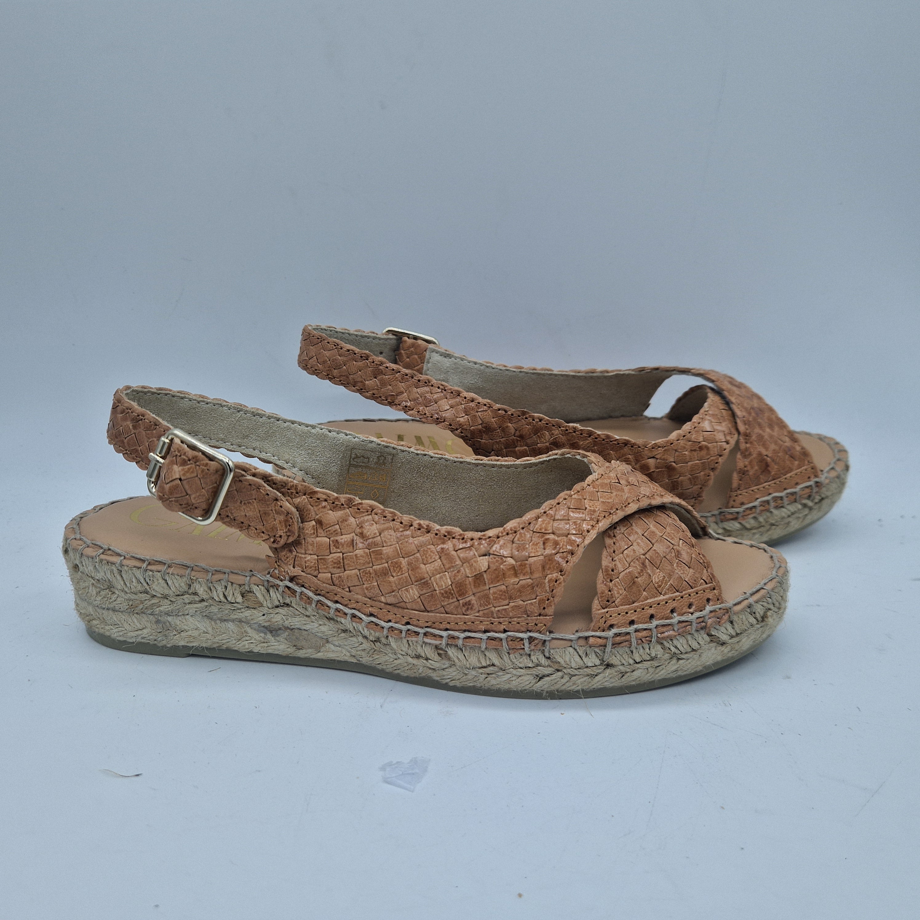 CUÑA ESPARTO EN PIEL TRENZADA CAMEL - 72169