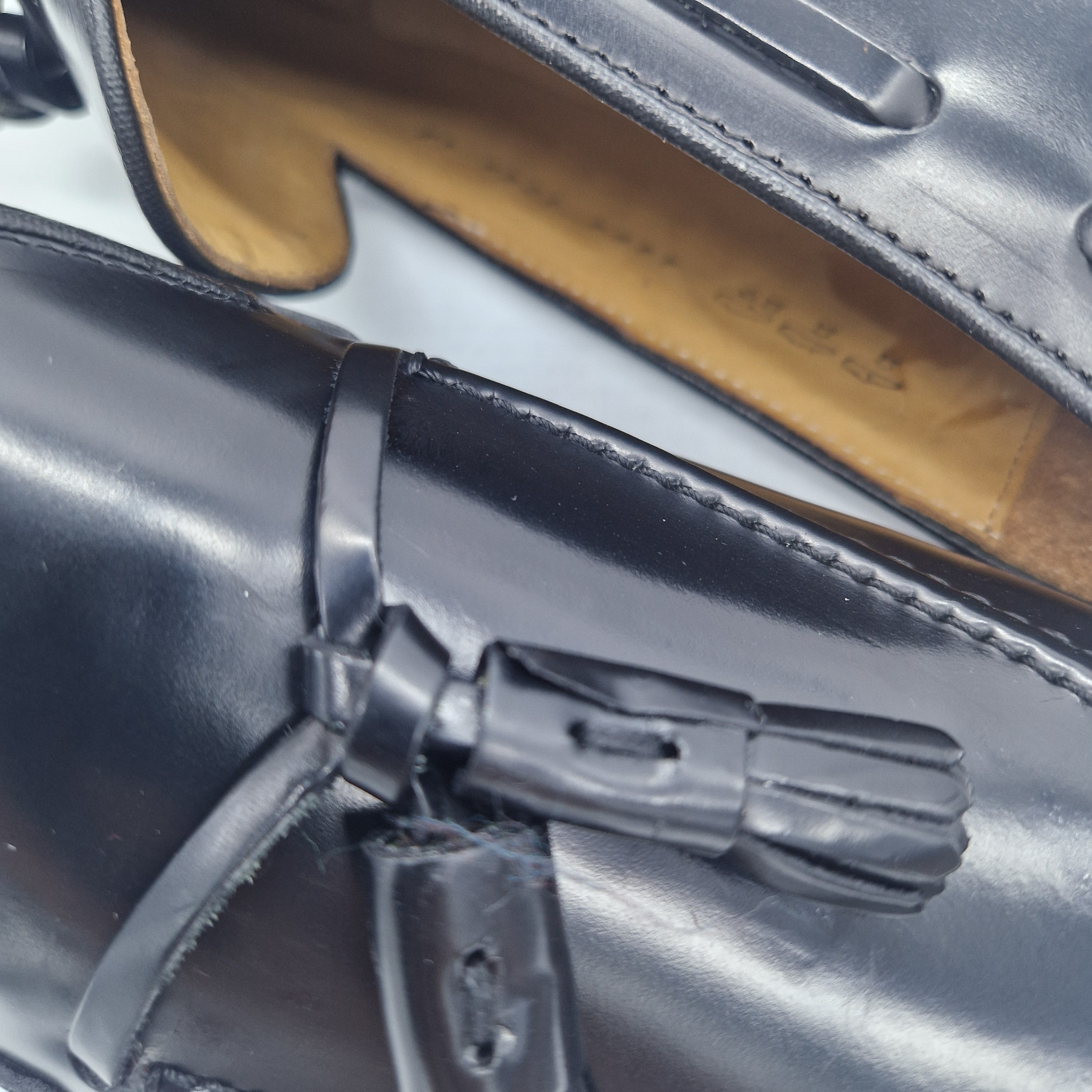 CASTELLANO DE BORLAS EN PIEL NEGRA - 72175