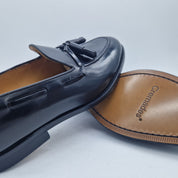 MOCASÍN DE BORLAS EN PIEL NEGRO - 72178