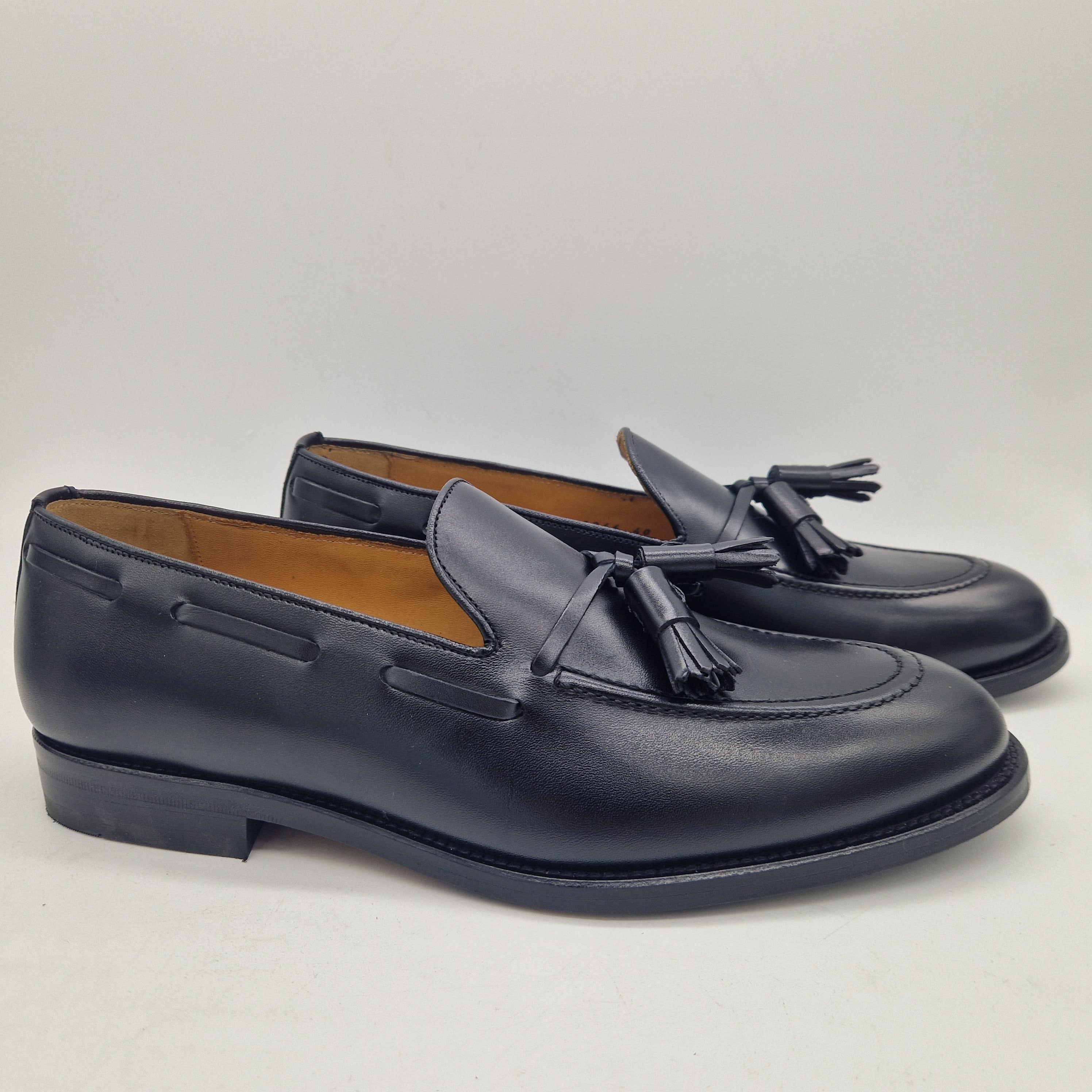 CASTELLANO DE BORLAS EN PIEL NEGRA - 72183