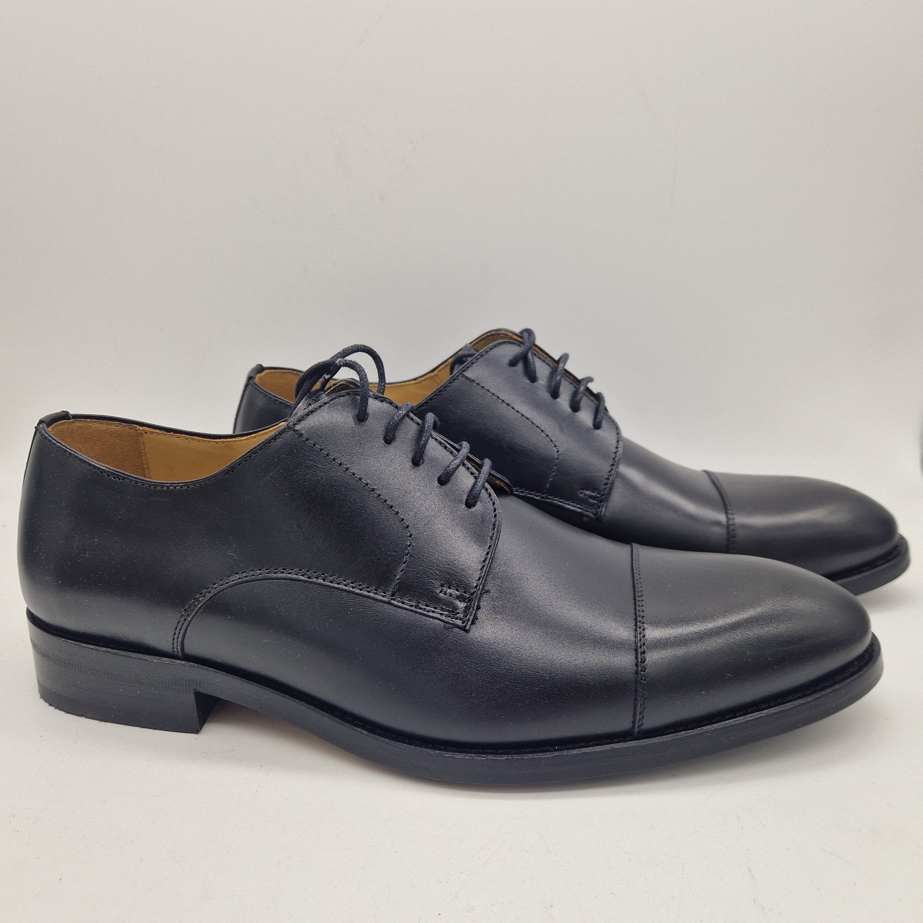 BLUCHER EN PIEL NEGRA - 72191