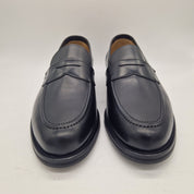Mocasín de antifaz en piel negra de SchuKonzep, calzado elegante para mujer con diseño clásico y acabado en piel suave.