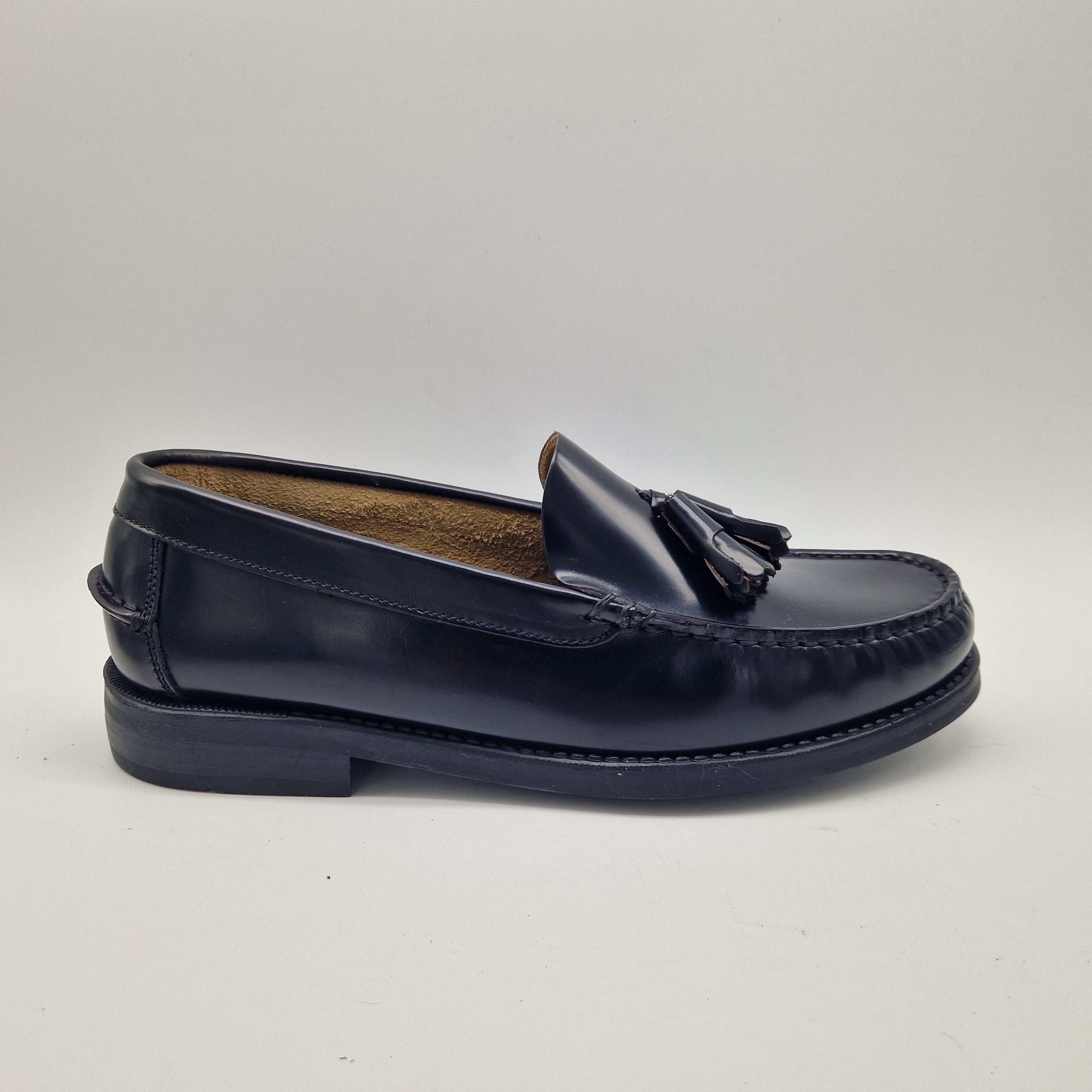 72226-CASTELLANODEBORLASENPIELNEGRAYPISODEGOMA.jpg