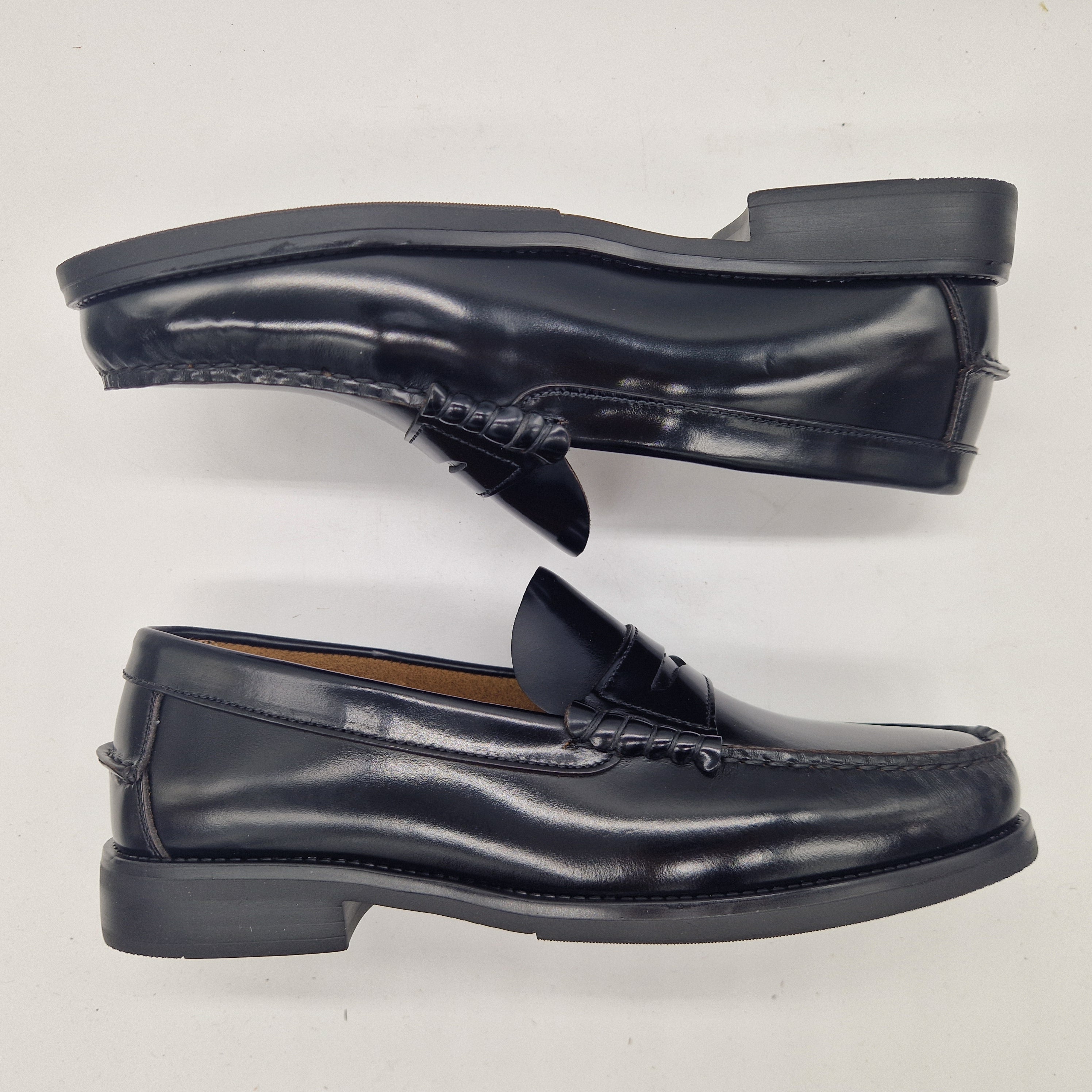 CASTELLANO DE ANTIFAZ EN PIEL NEGRA - 72347