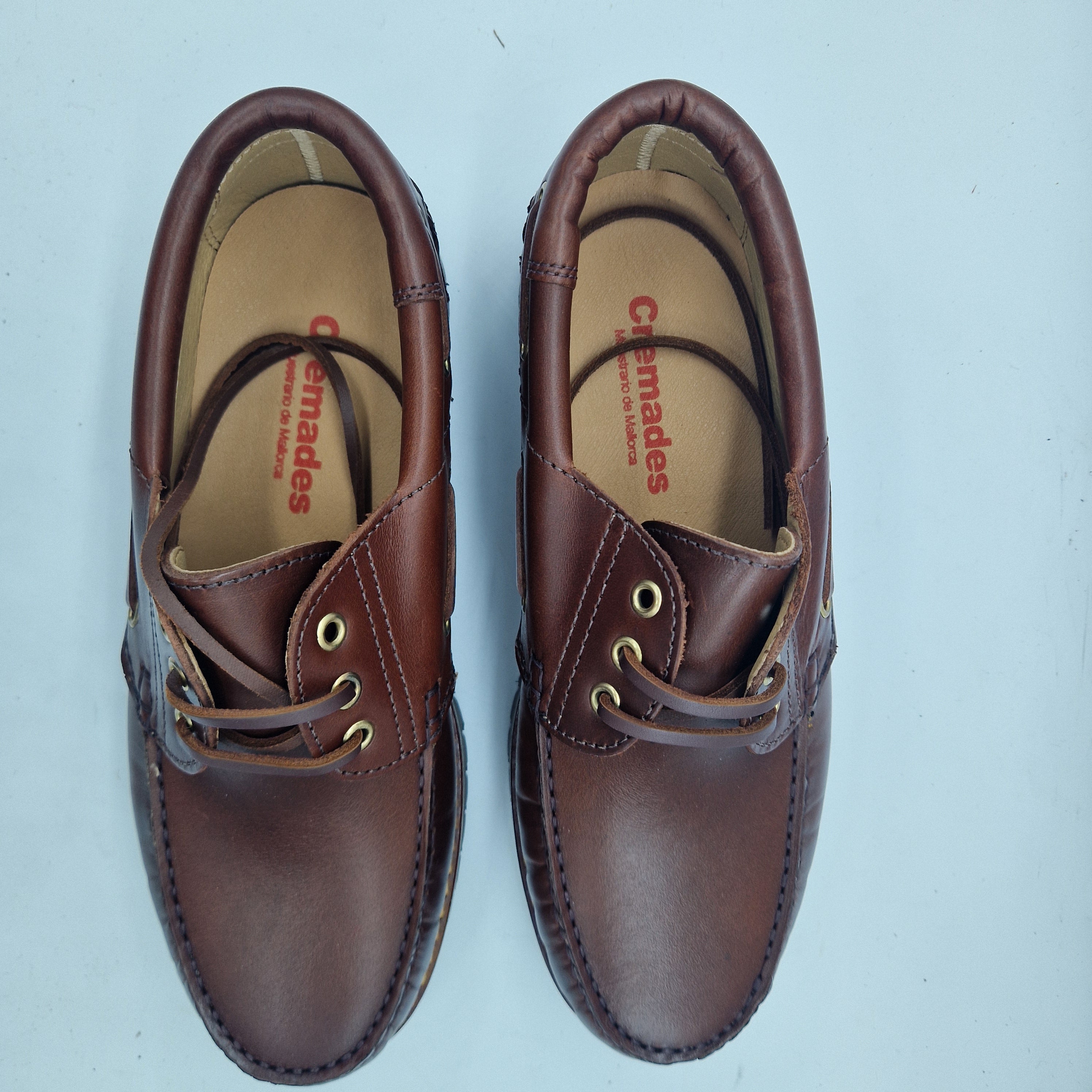 NAÚTICO EN PIEL ENGRASADA MARRÓN - 72356