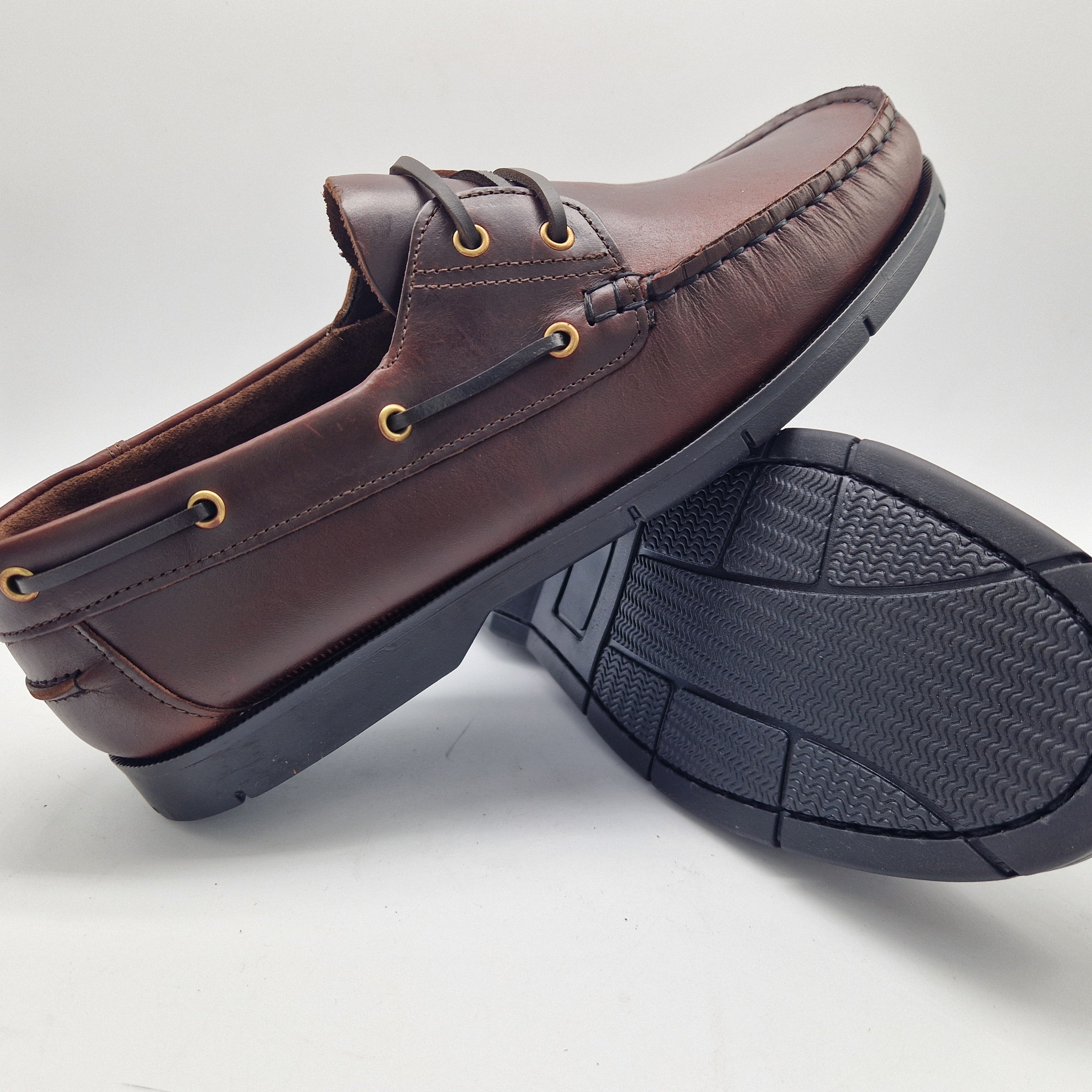 NAÚTICO EN PIEL ENGRASADA BURDEOS - 72399