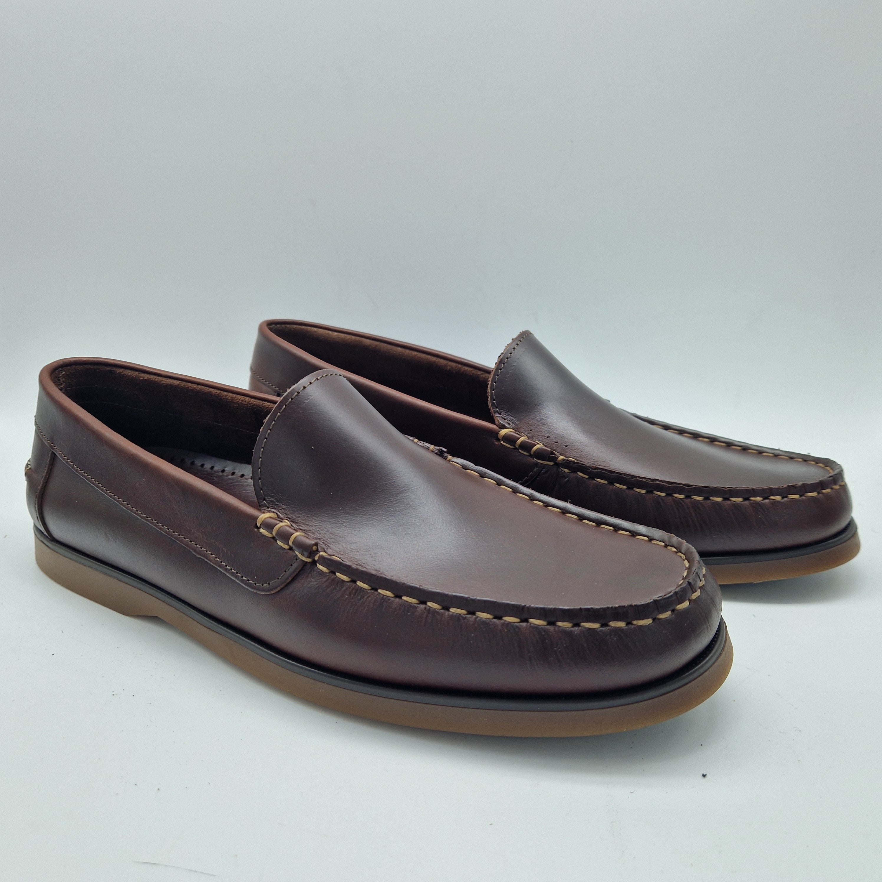 NAÚTICO EN PIEL ENGRASADA CUERO - 72419