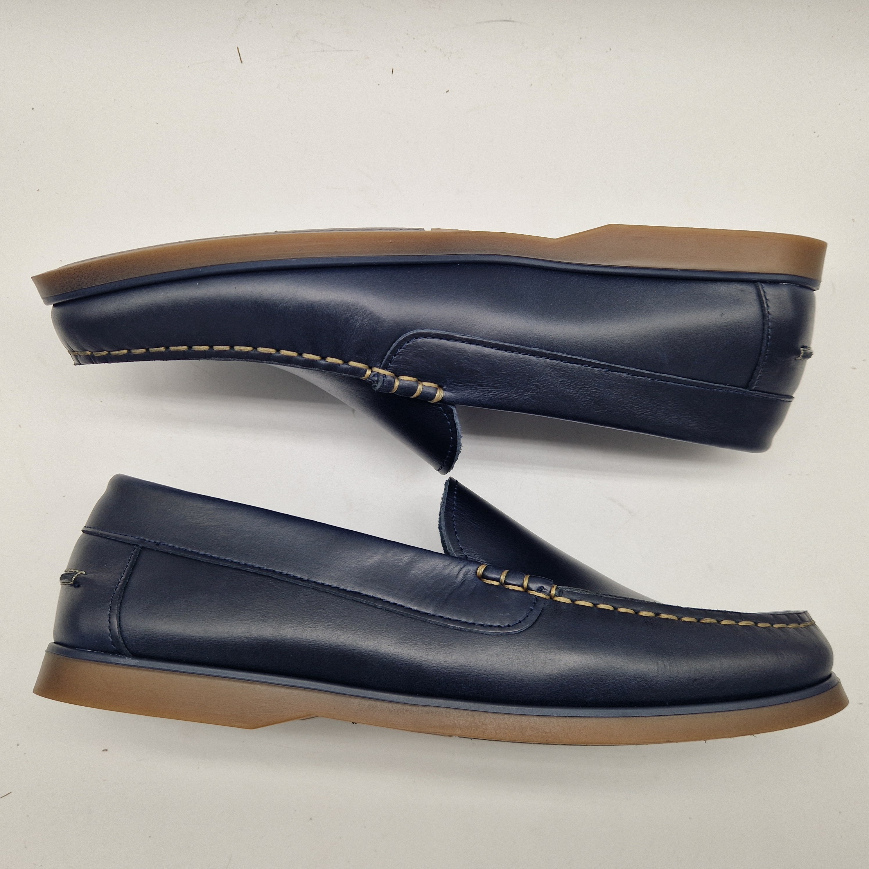 NAÚTICO EN PIEL ENGRASADA MARINO - 72421