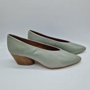 SALÓN EN PIEL BEIGE - 72429