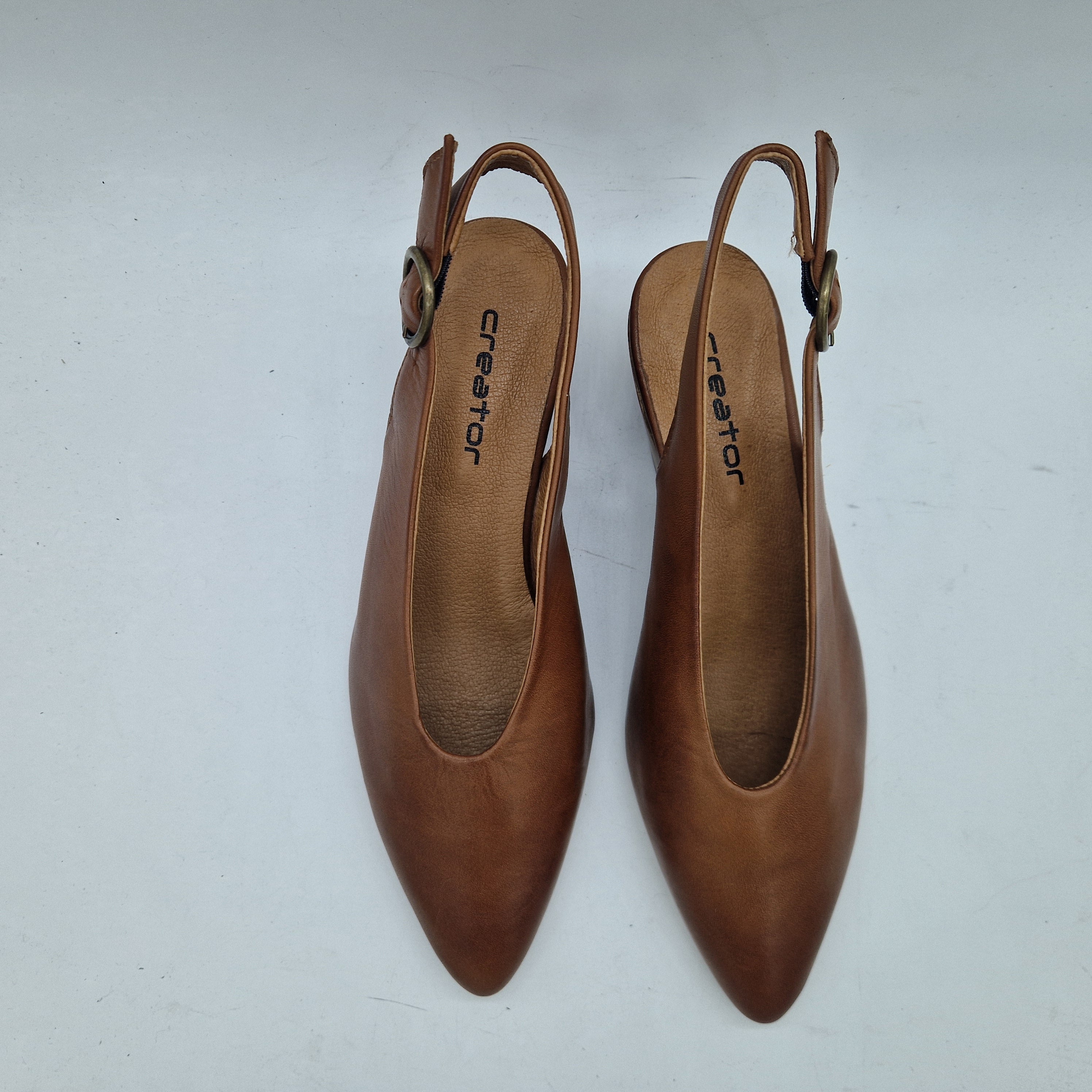 SALÓN EN PIEL CUERO - 72448