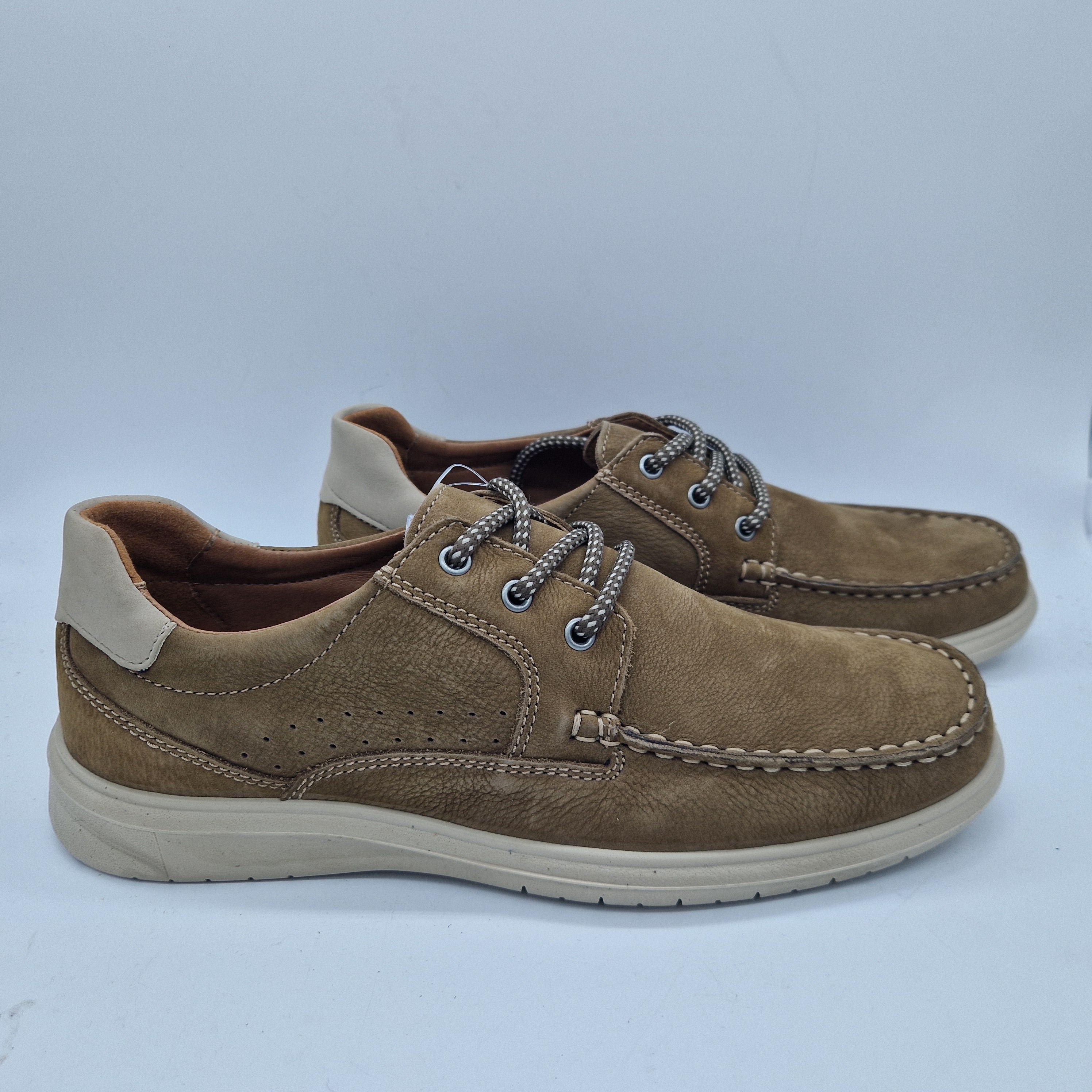 NAÚTICO EN PIEL TAUPE - 72497