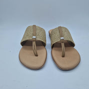Sandalias de dedo de tejido elástico en tono taupe de la marca Pinaz, con diseño cómodo y moderno para verano.