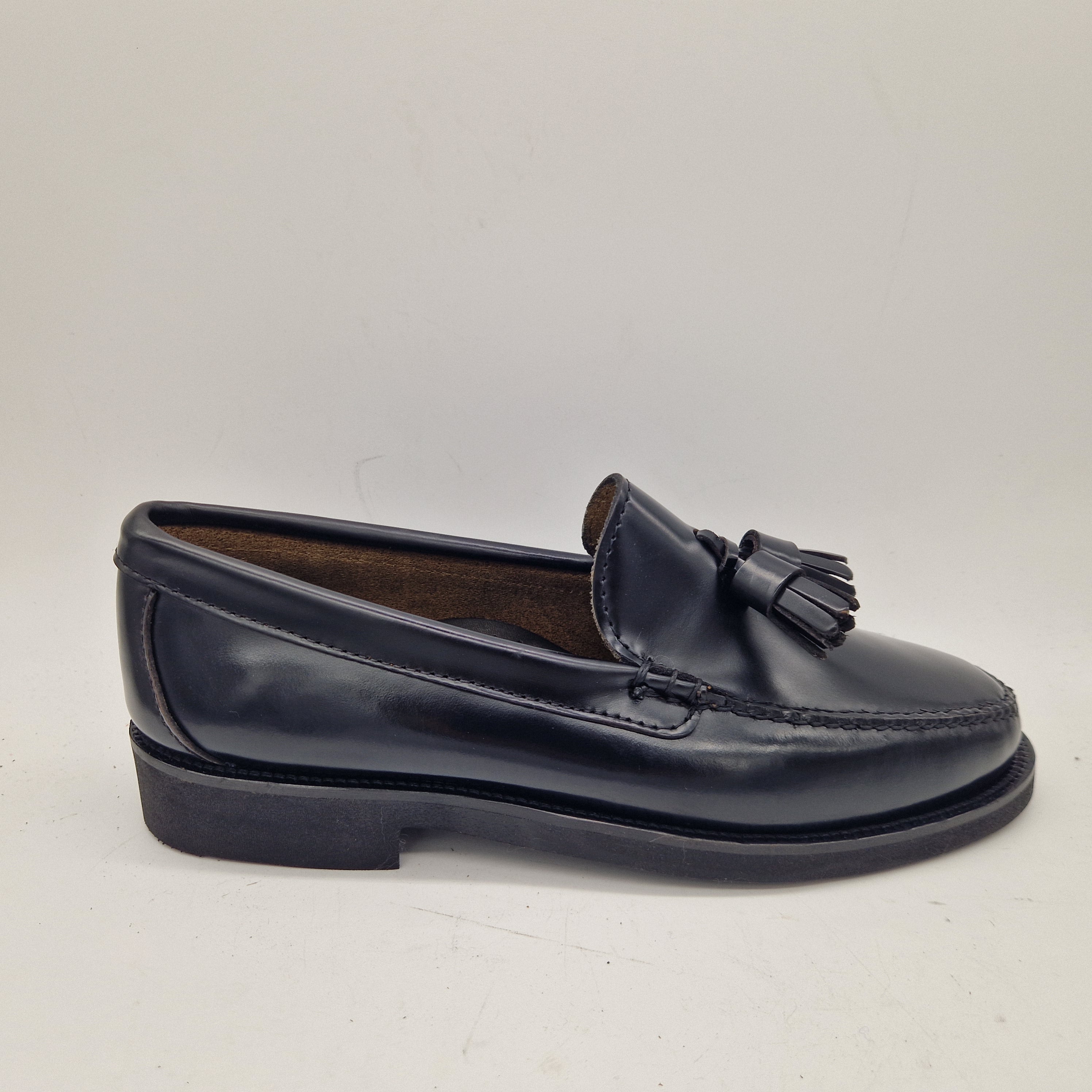 CASTELLANO DE BORLAS EN PIEL NEGRA - 72644