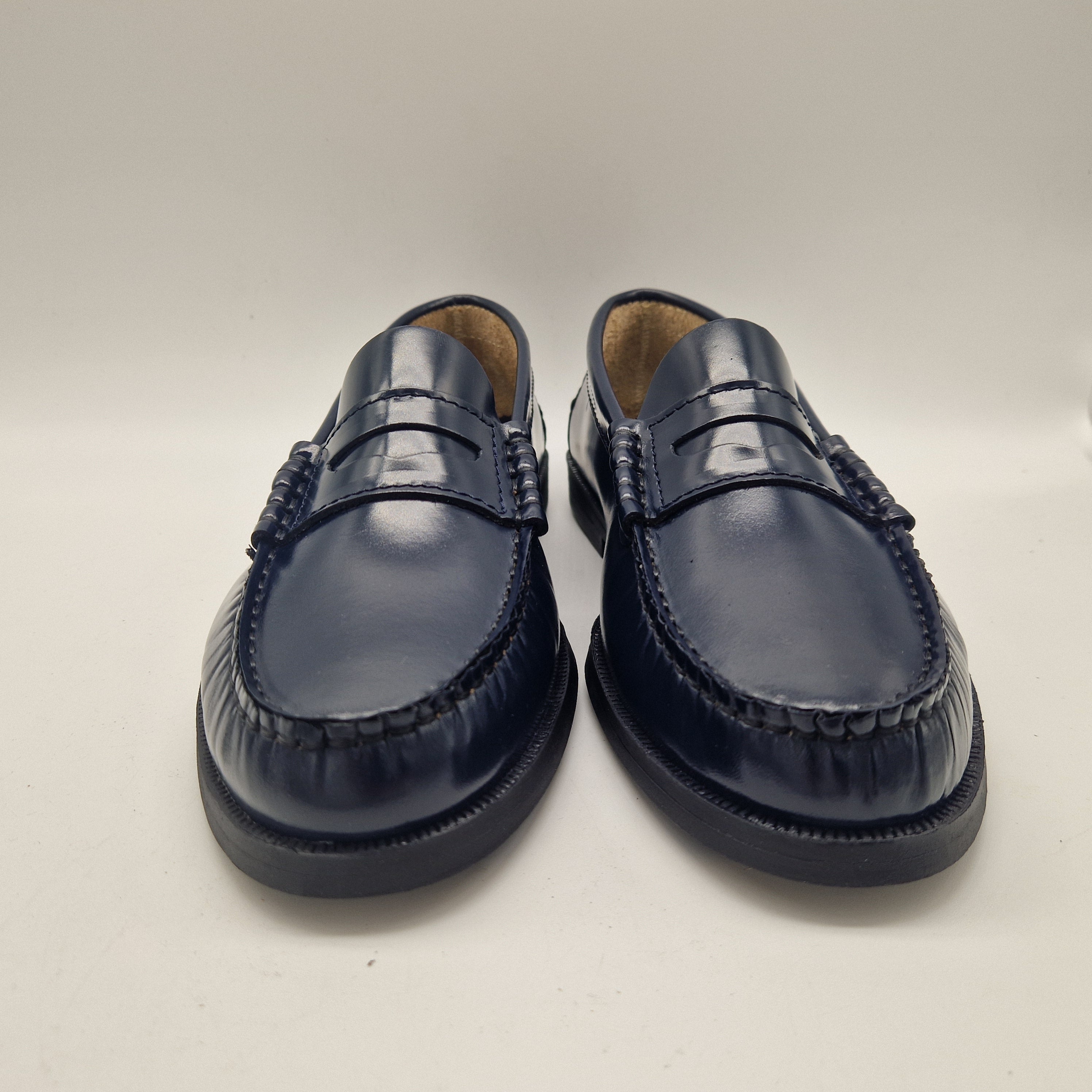 MOCASÍN EN PIEL MARINO