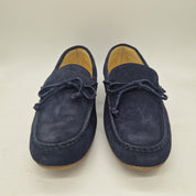 Mocasines Peachfor Kiowa en serraje marino, con diseño elegante y detalles en la parte superior, ideal para ocasiones casuales.