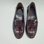 Mocasines Castellano con antifaz en piel burdeos de Calzados Cremades, calzado elegante y cómodo para mujer.