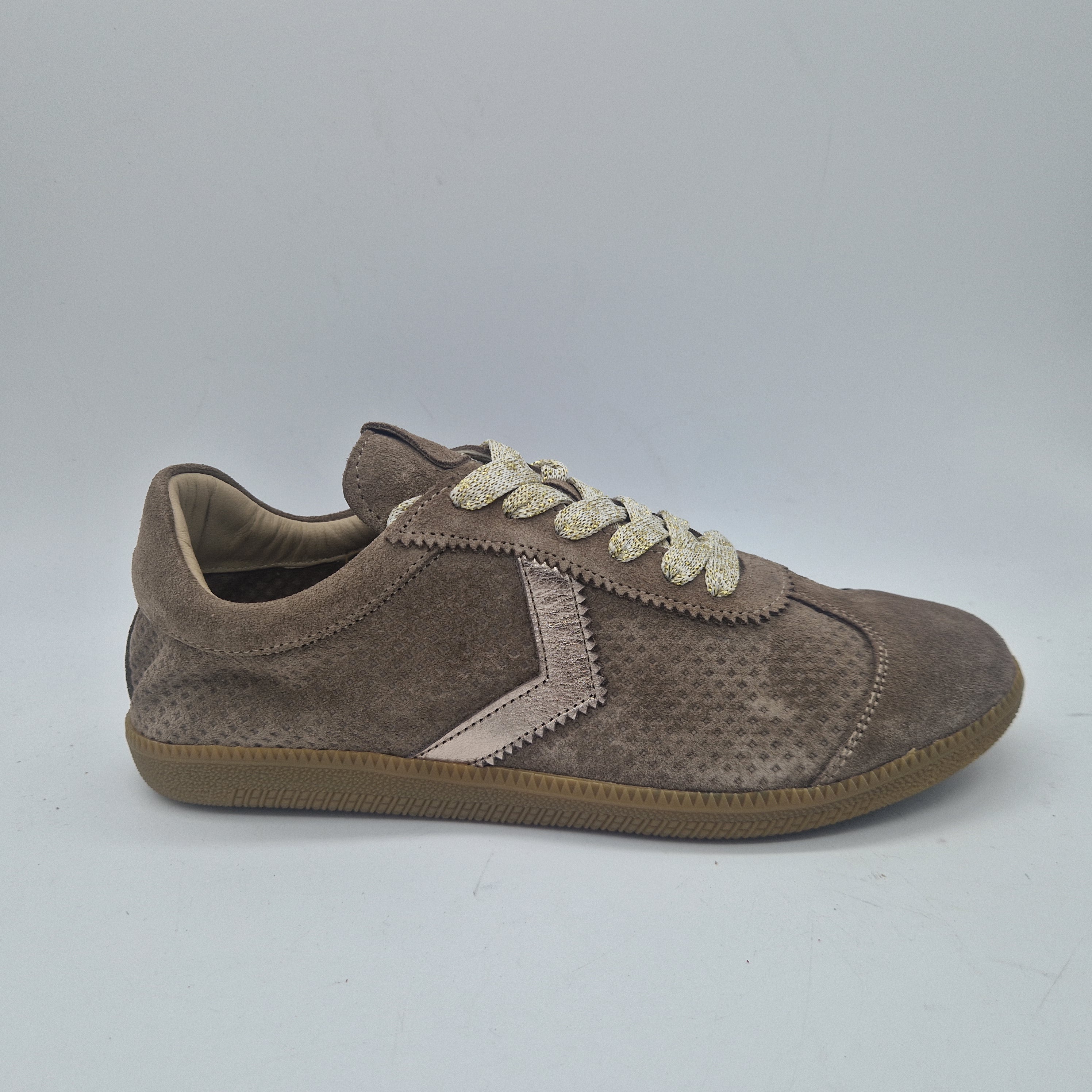 72818-DEPORTIVOSERRAJETAUPE.jpg