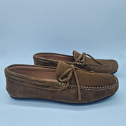 Mocasines Kiowa en serraje de cuero, calzado de Calzados Cremades, con diseño clásico y suela resistente.