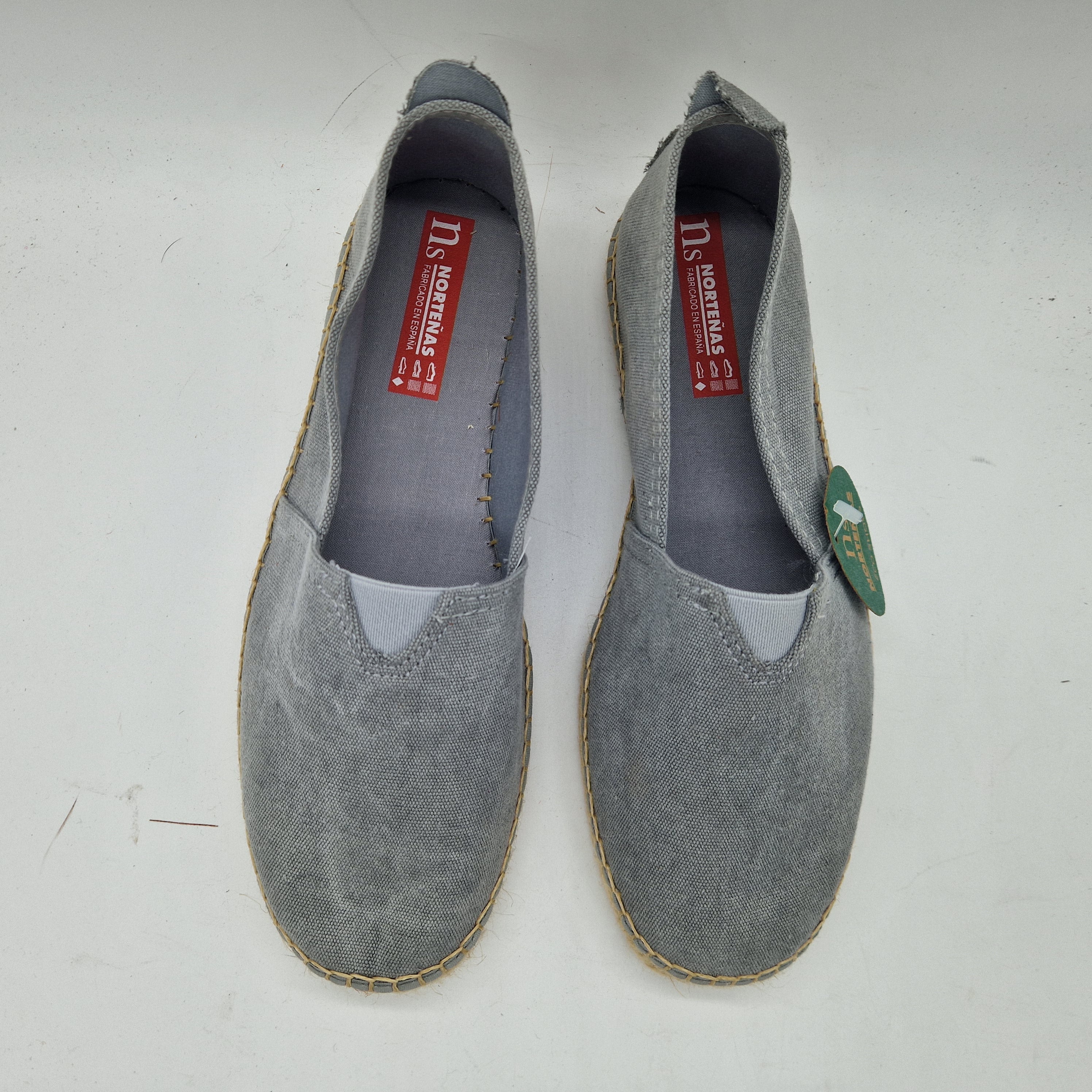 COPETE DE TEJIDO GRIS - 72950
