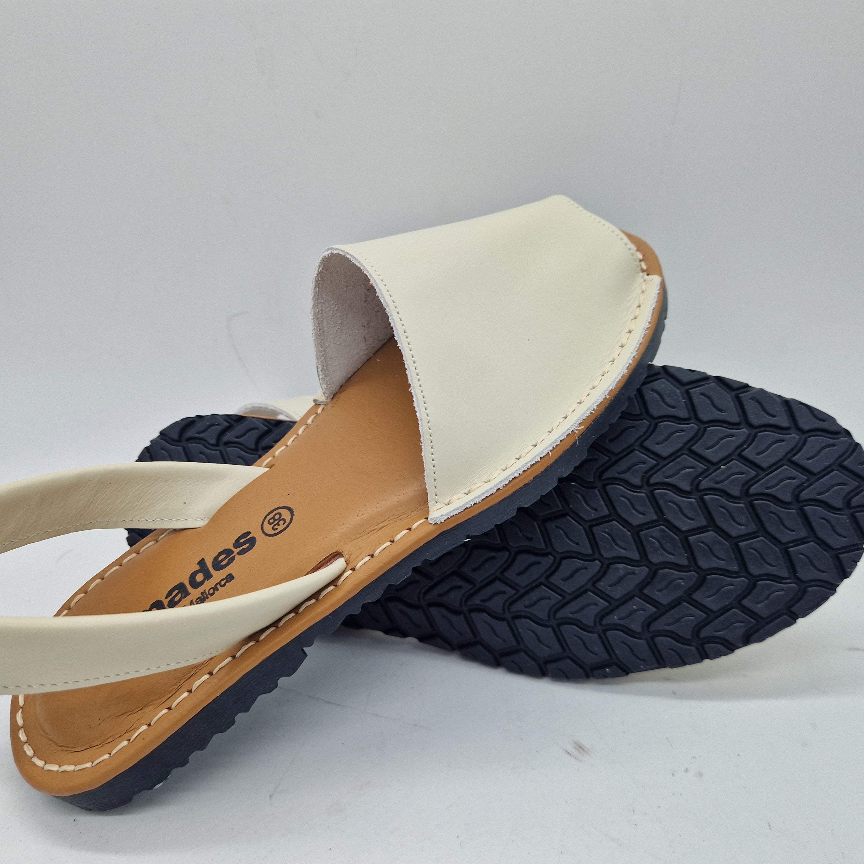 MENORQUINAS BLANCO ROTO - 73032