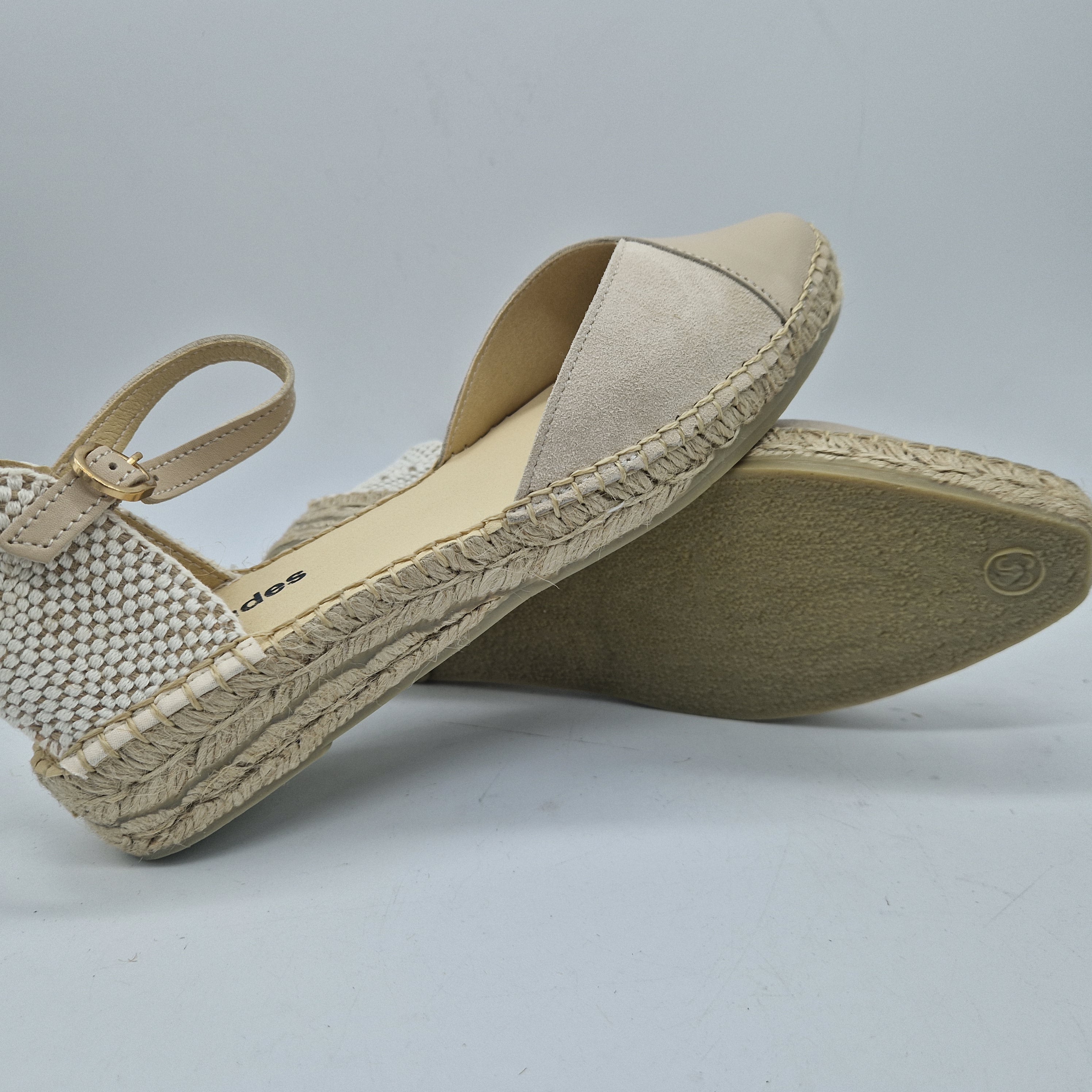 SANDALIA EN ANTE Y PIEL BEIGE - 73093