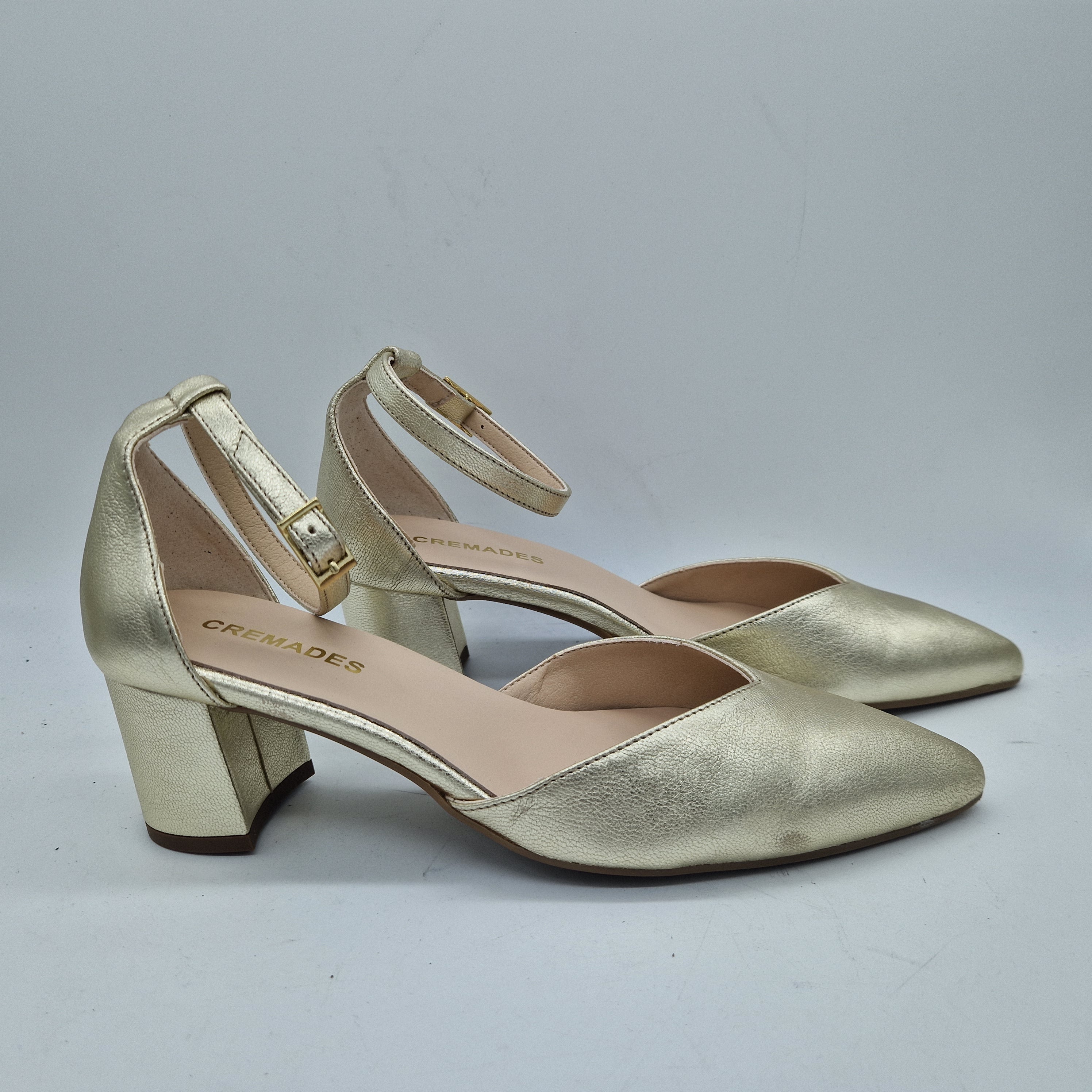 SALÓN EN PIEL TONO ORO - 73134