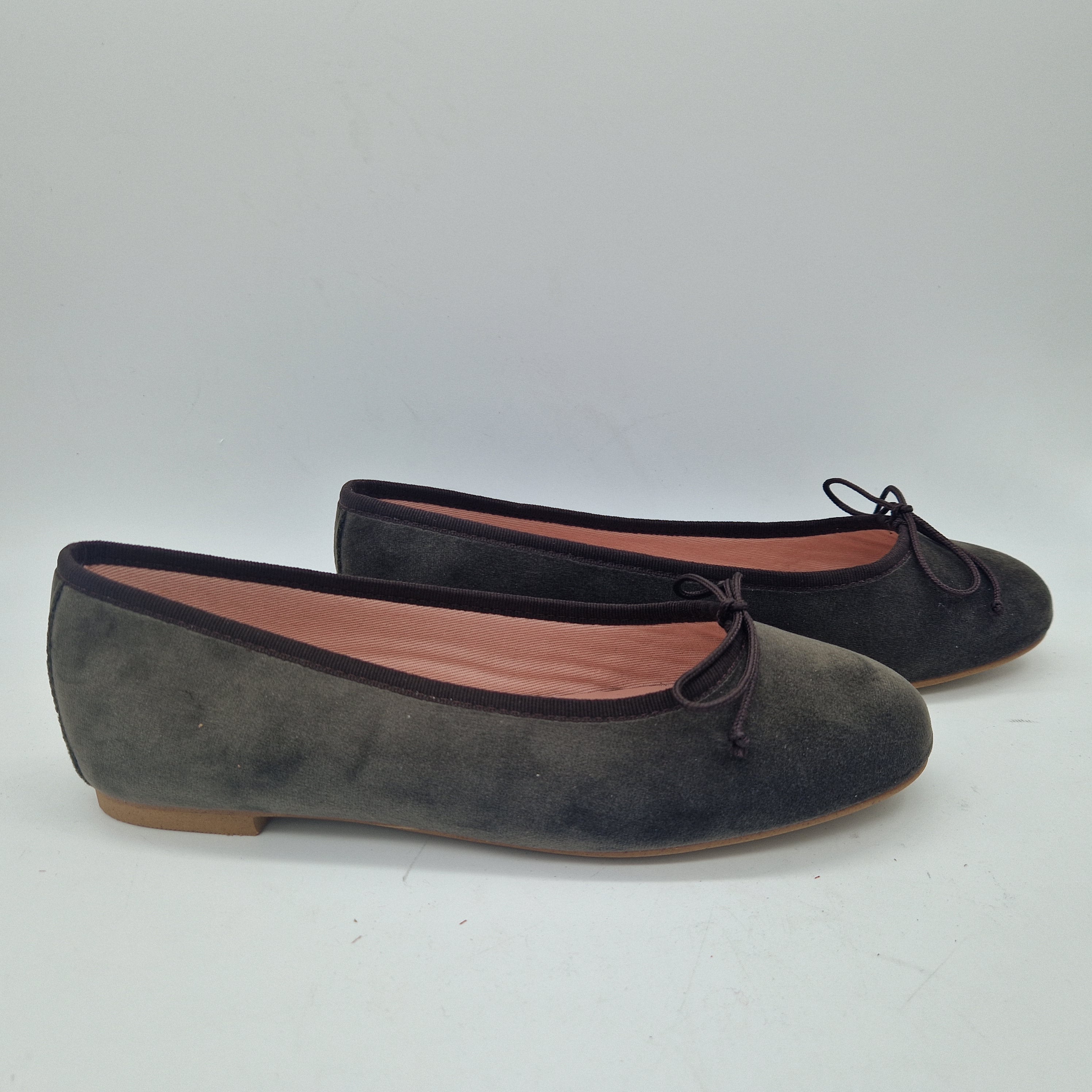 BAILARINA EN TERCIOPELO MARRÓN - 73300