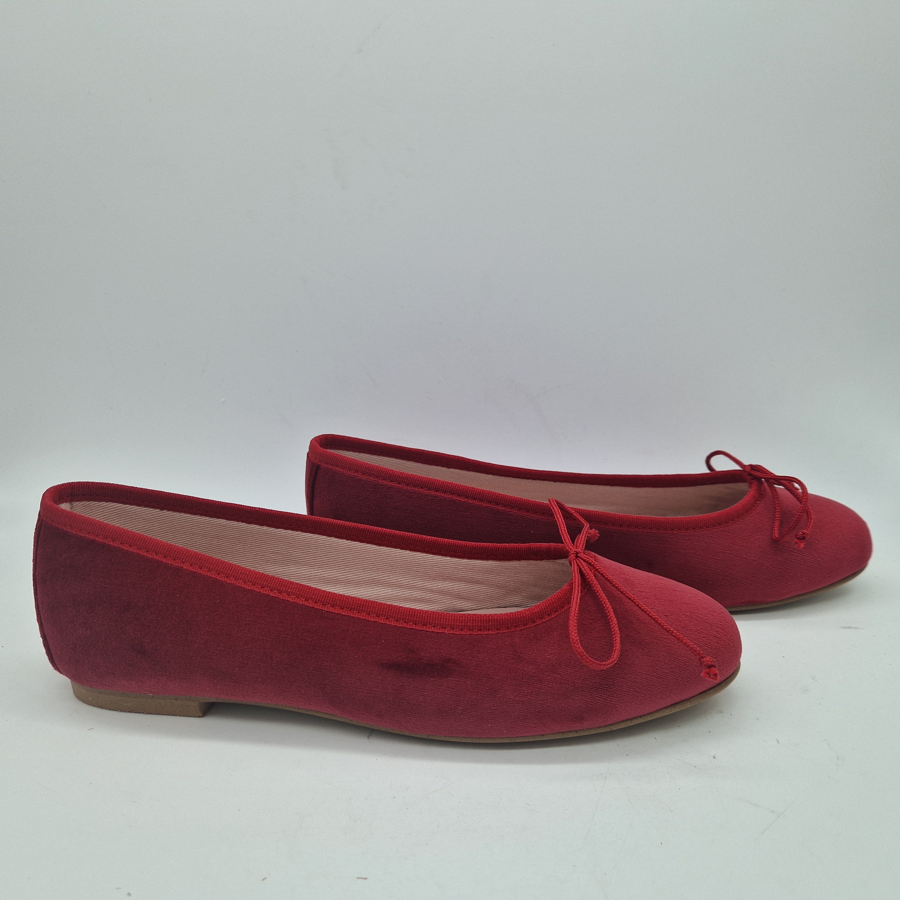 BAILARINA EN TERCIOPELO ROJO - 73301