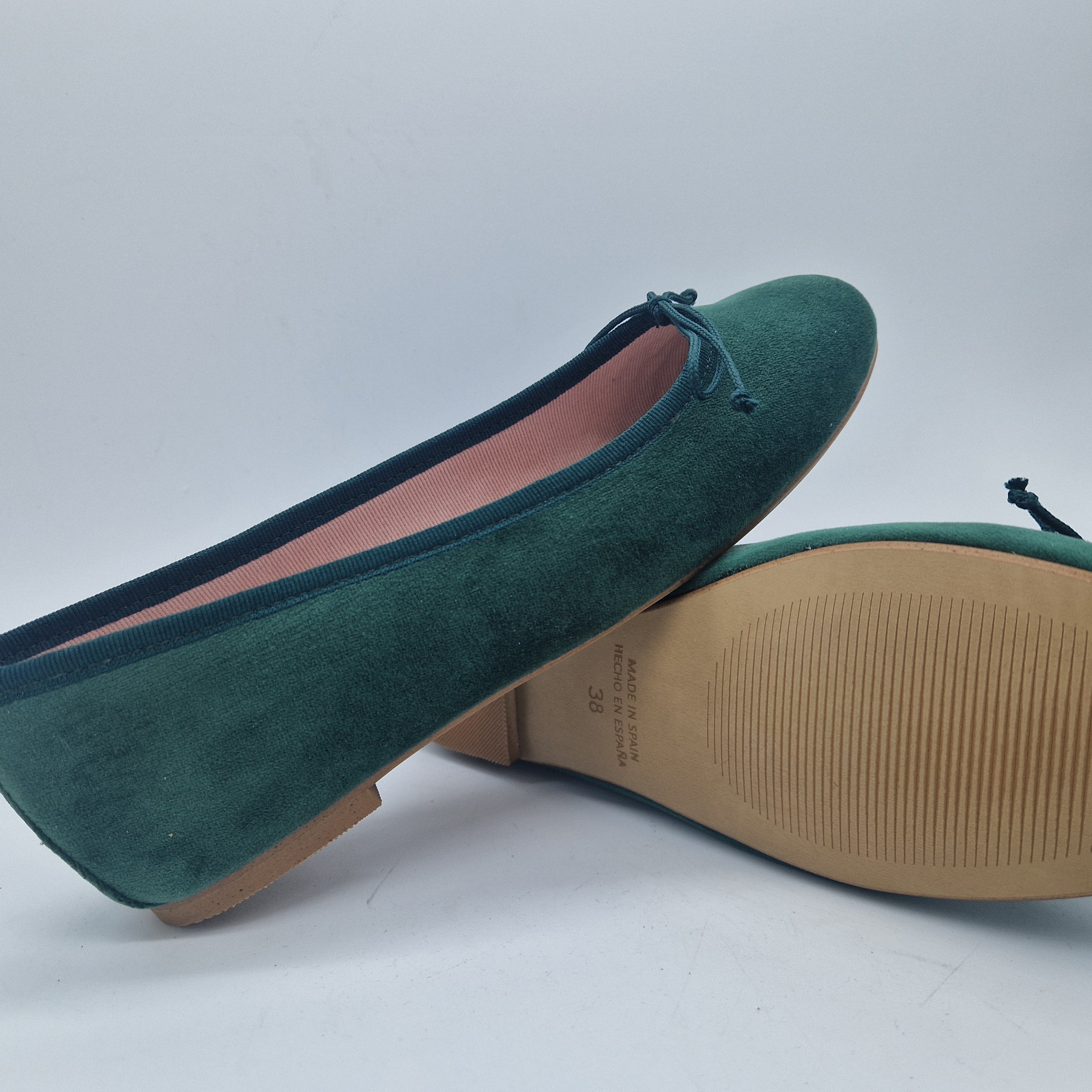 BAILARINA EN TERCIOPELO VERDE - 73302