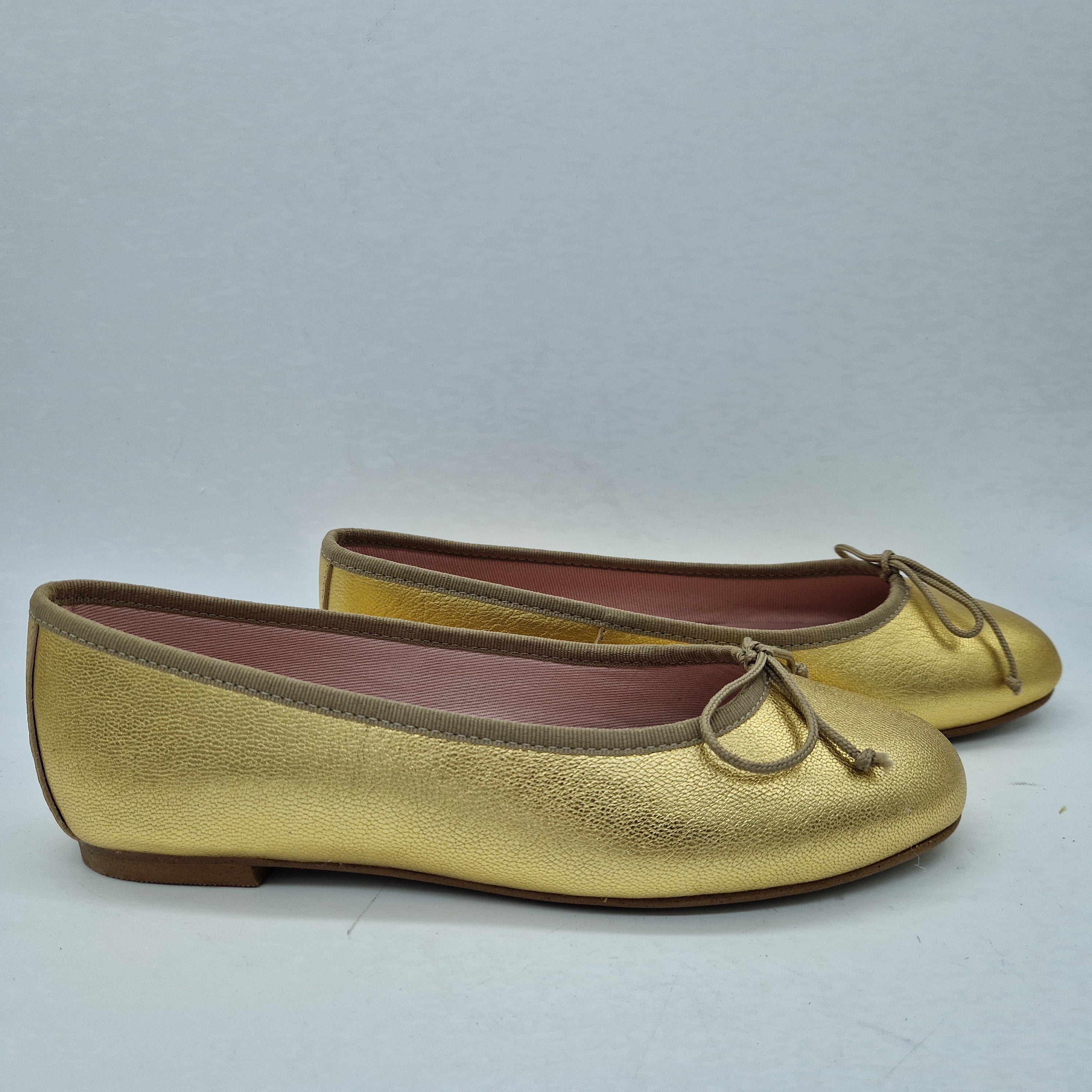 BAILARINA EN PIEL DORADA - 73319