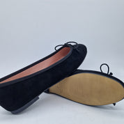 BAILARINA ANTE NEGRO - 73325