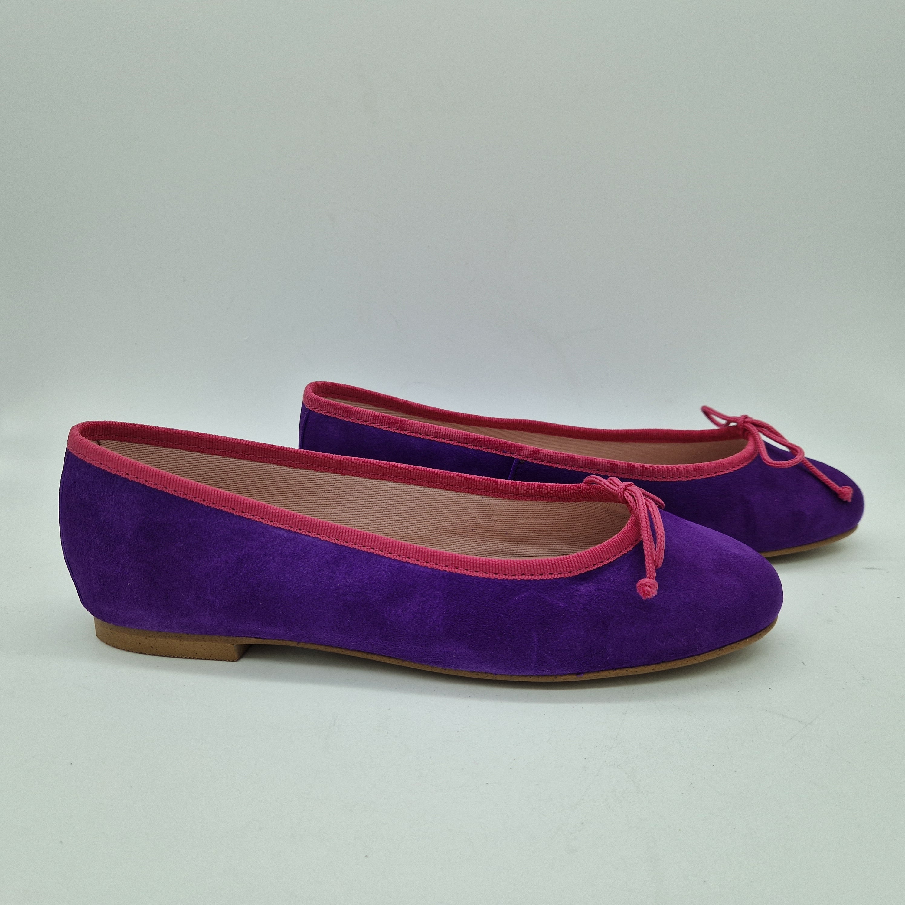 BAILARINA EN ANTE MORADO - 73337