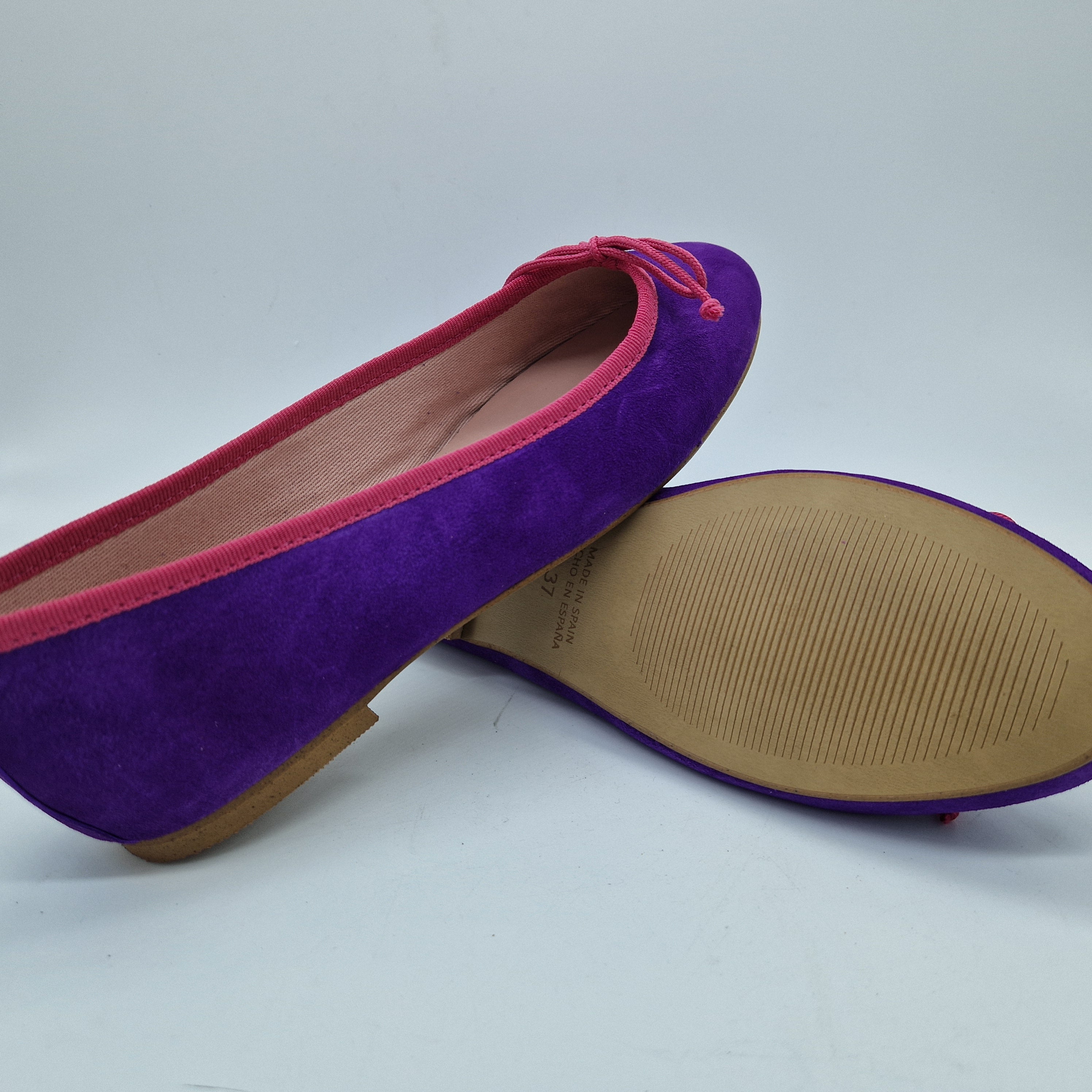 BAILARINA EN ANTE MORADO - 73337