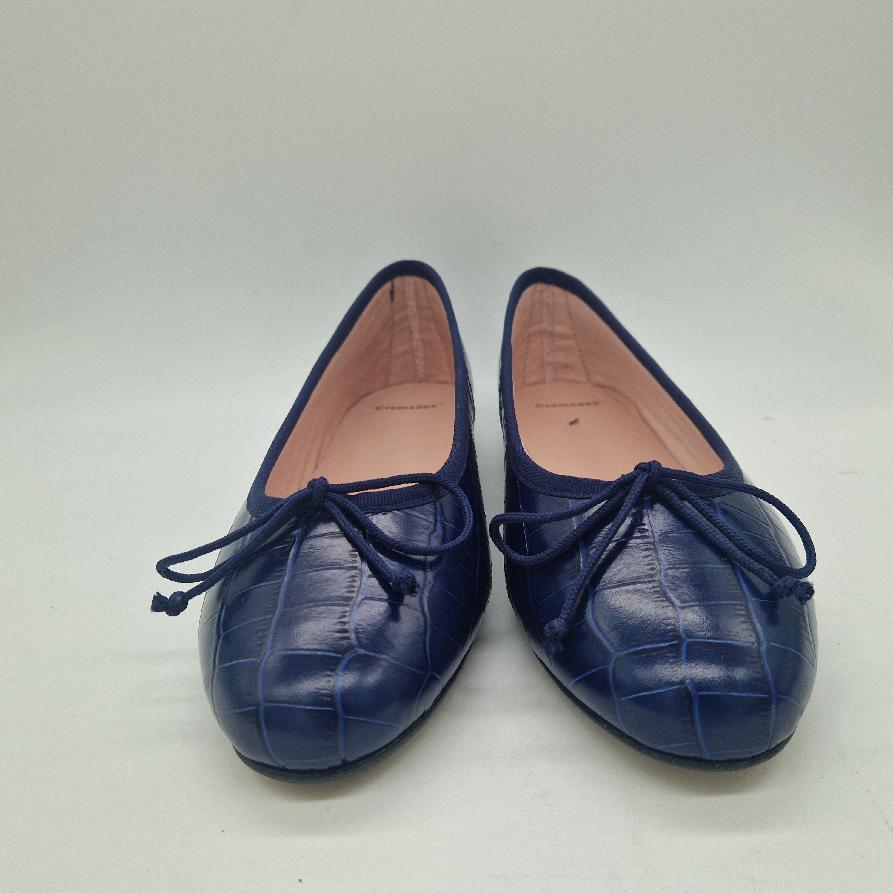 BAILARINA EN PIEL GRABADA MARINO - 73350