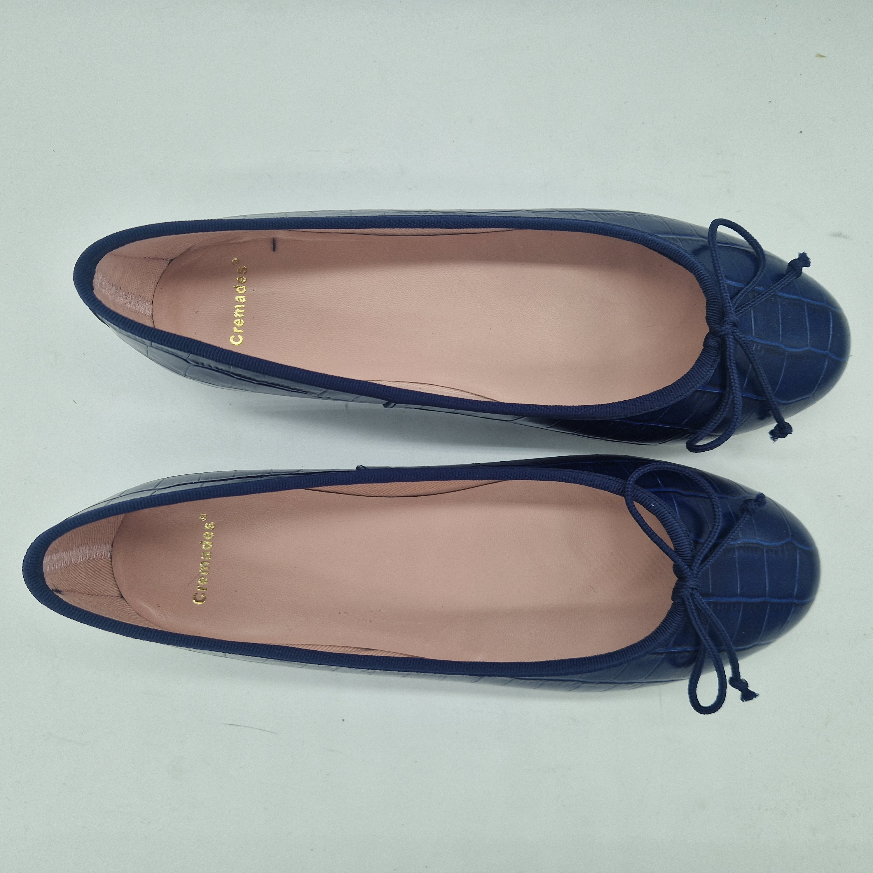 BAILARINA EN PIEL GRABADA MARINO - 73350