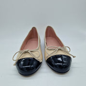 BAILARINA EN PIEL BEIGE Y PUNTERA NEGRO - 73355