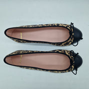 BAILARINA ANTE LEOPARDO - 73357