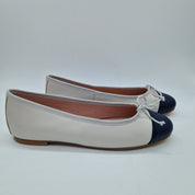 BAILARINA CON PUNTERA EN PIEL BLANCO SUCIO - 73358