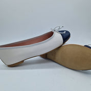 BAILARINA CON PUNTERA EN PIEL BLANCO SUCIO - 73358