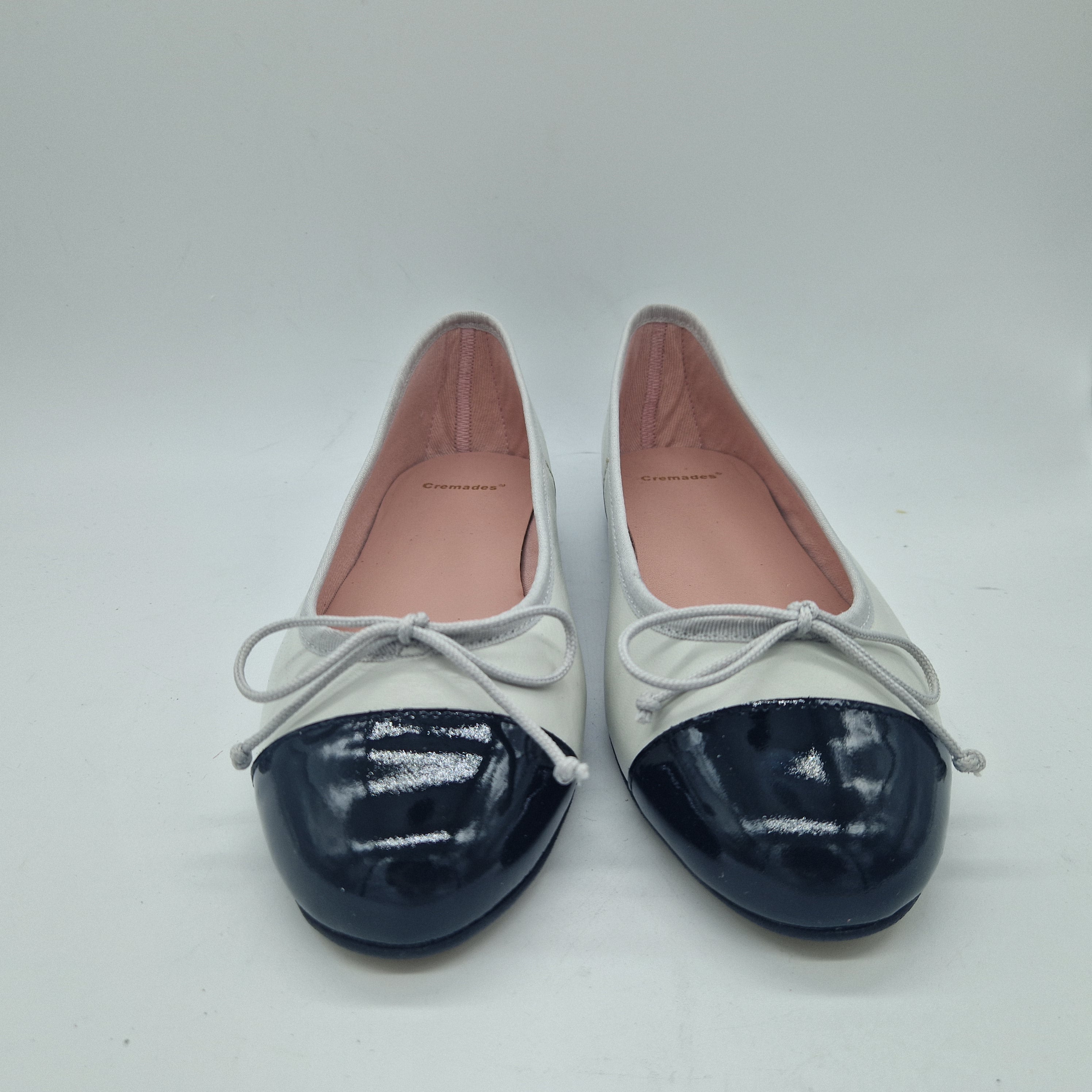 BAILARINA EN PIEL BLANCO SUCIO Y PUNTERA NEGRO - 73359