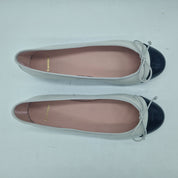 BAILARINA EN PIEL BLANCO SUCIO Y PUNTERA NEGRO - 73359