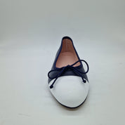 BAILARINA EN PIEL MARINO Y PUNTERA BLANCA - 73361