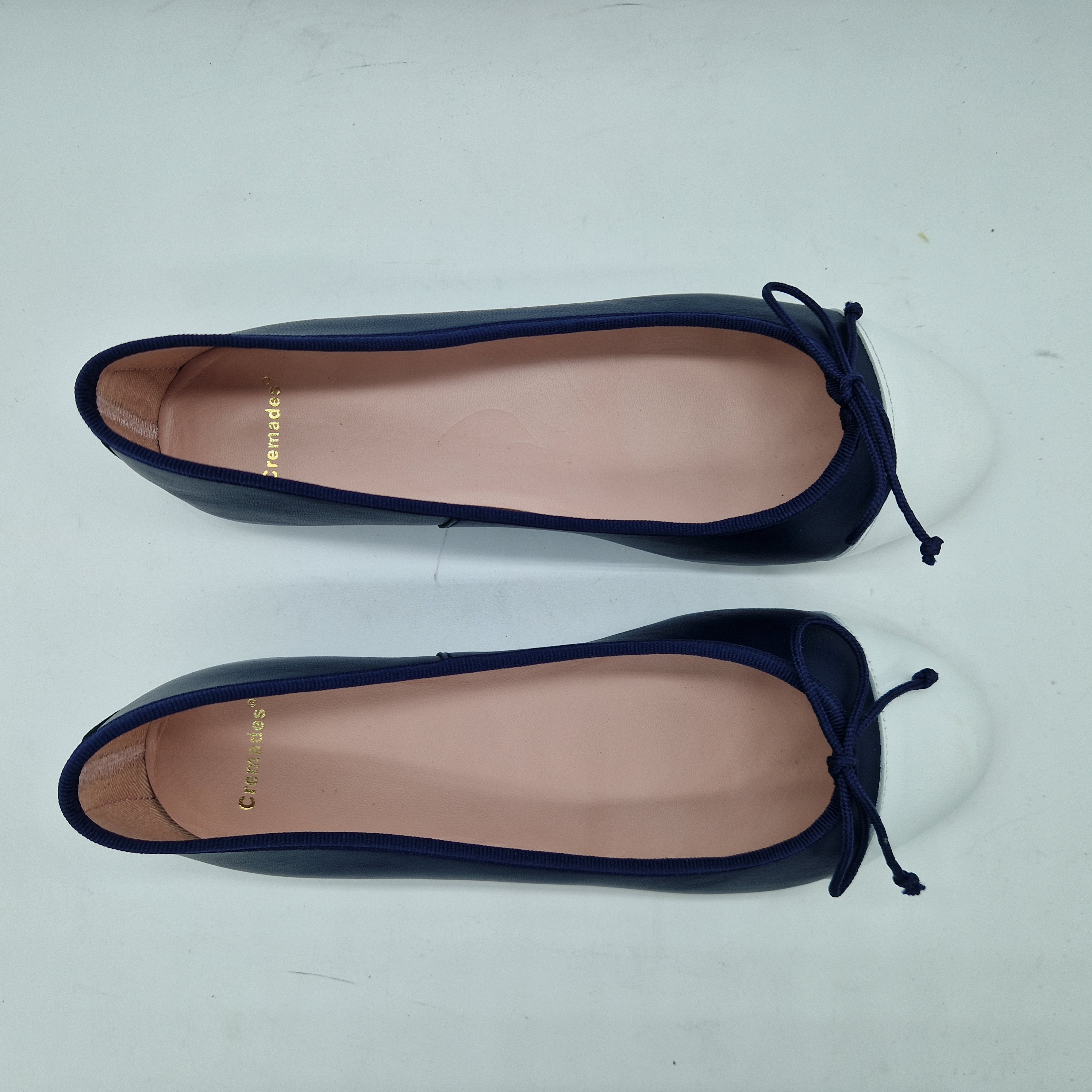BAILARINA EN PIEL MARINO Y PUNTERA BLANCA - 73361